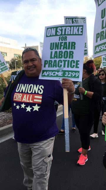 SEIU 1021 member leader Bruce Boyer on a strike line