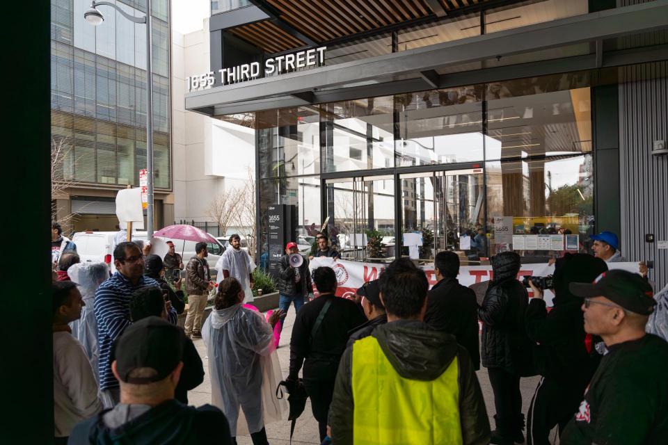 More than 150 gig drivers protesting outside Uber headquarters